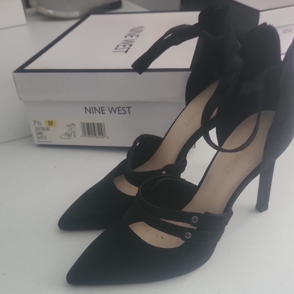 Nine West Elegant Black Heels